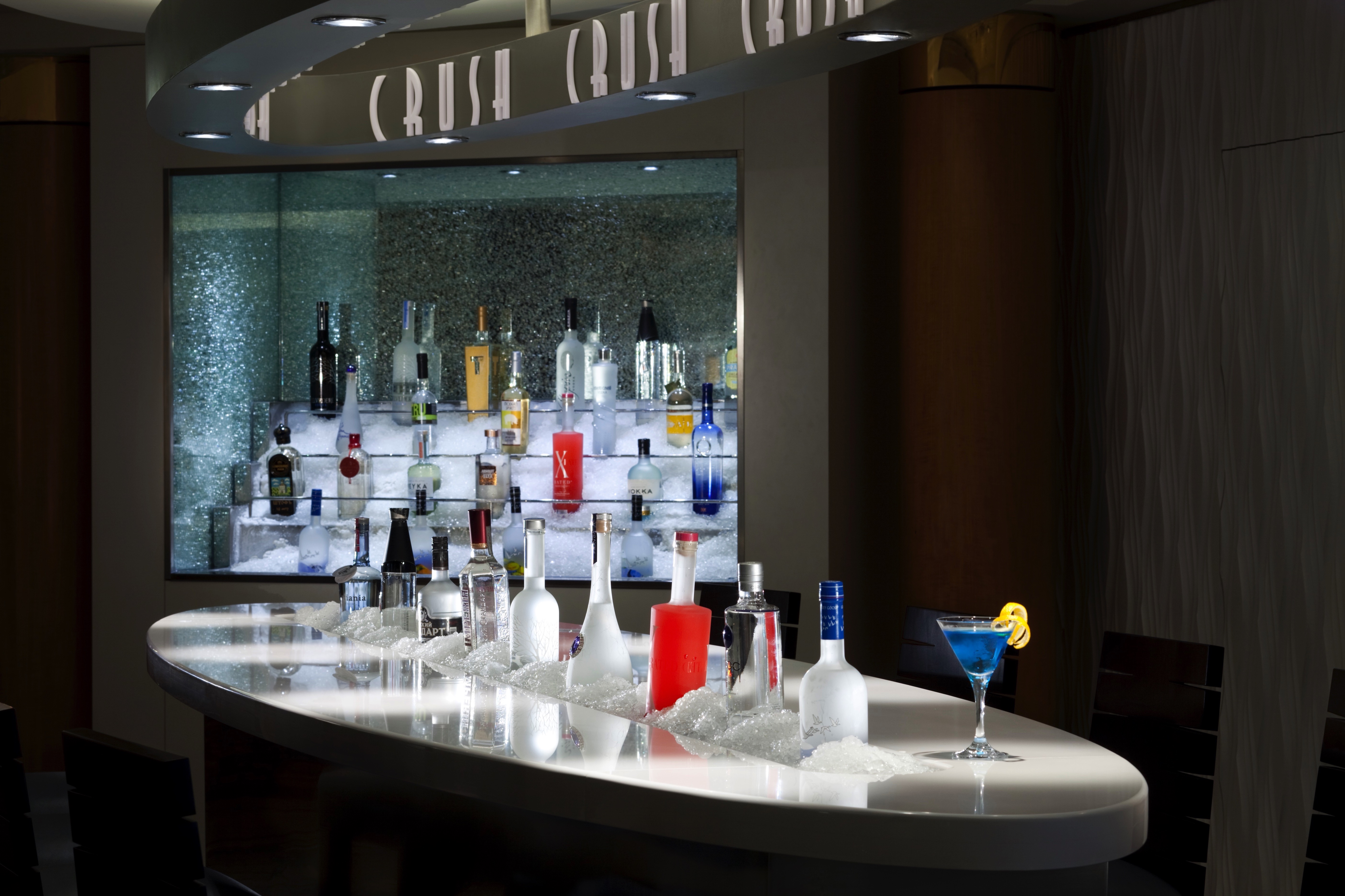 Celebrity Infinity - Martini Bar & Crush
